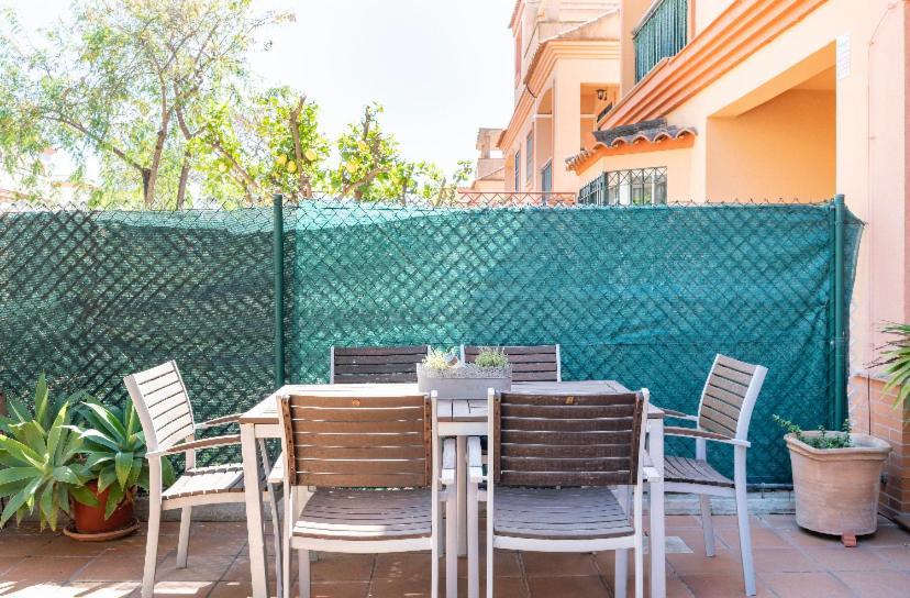 3 La Casa De Marilo Apartment Tomares Luaran gambar